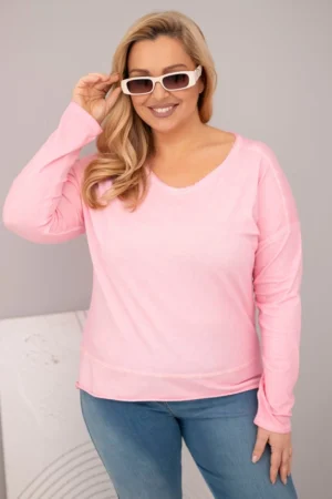 Moteriška Plus Size marškinėliai su V formos iškirpte ir ilgesne nugara šviesiai