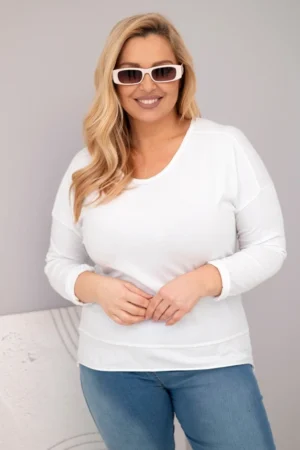 Moteriška Plus Size marškinėliai su V formos iškirpte ir ilgesniu nugara