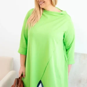 Moteriška medvilninė bluzonė Plus Size asimetriška su pasukamu rankovu šviesiai