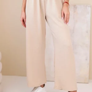 Kelnės su plačia klešne tamsiai