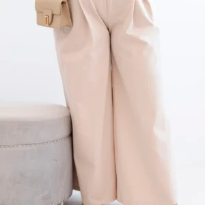 Dydžių moterų kelnės su plačiomis kojomis ir klostėmis bežinė