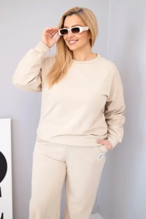 Moteriškas Plus Size su laisvu džemperiu ir plačiomis kelnėmis bežinis
