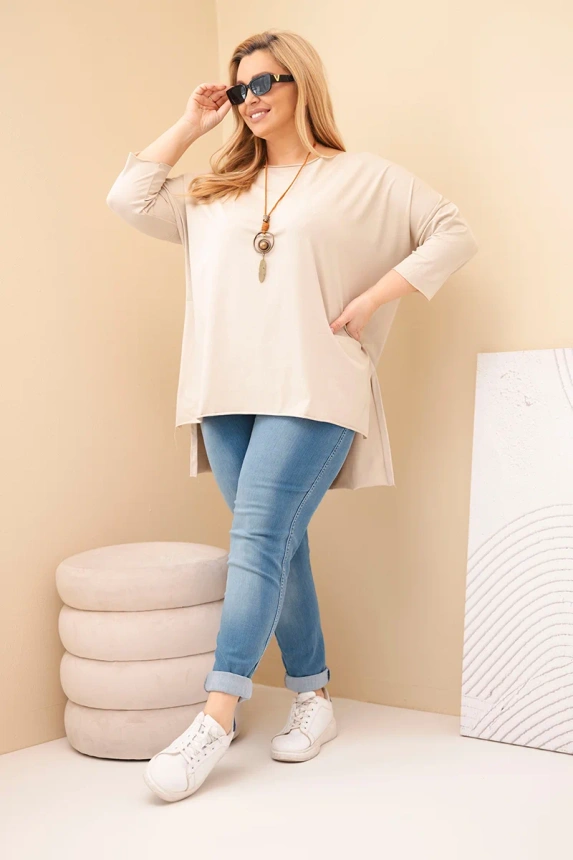 37992_1 Moteriška asimetrinė medvilninė bluzka Plus Size su kaklo papuošalu bežinė - Image 3