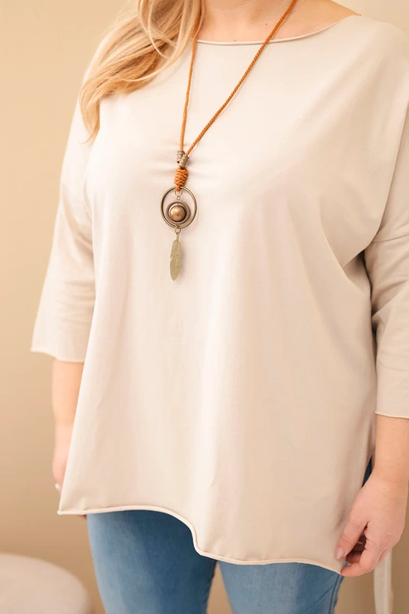 37992_4 Moteriška asimetrinė medvilninė bluzka Plus Size su kaklo papuošalu bežinė - Image 2