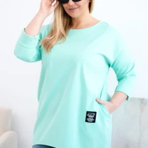 Moteriška bluzonė Plus Size su ilgesne nugarėle ir ilgomis rankovėmis