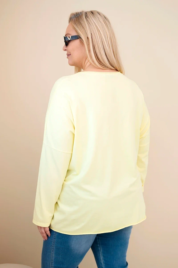 38062_2 Moteriška medvilninė bluzonė Plus Size su kutais - Image 4