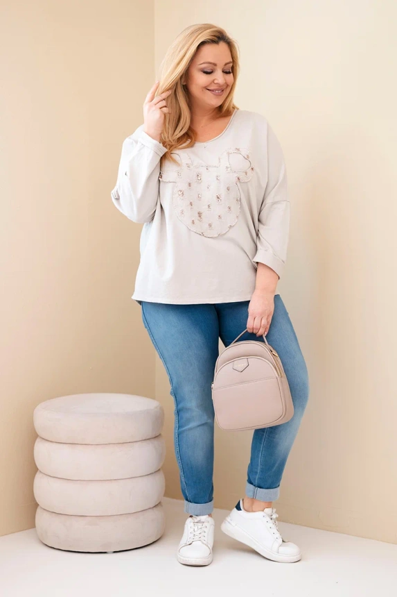 38071_1 Moteriška medvilninė bluzonė Plus Size su V formos iškirpte bežinė - Image 3