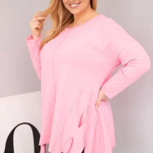 Moteriška medvilninė bluzonė Plus Size su asimetrišku apačia ir išpjovomis šviesiai