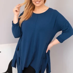 Moteriška medvilninė bluzonė Plus Size su asimetrišku apačiu ir iškirpimais granatinė