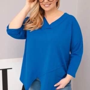 Moteriška medvilninė bluzonė Plus Size su giliu V formos iškirpimu ir asimetrišku apačiu chabrova