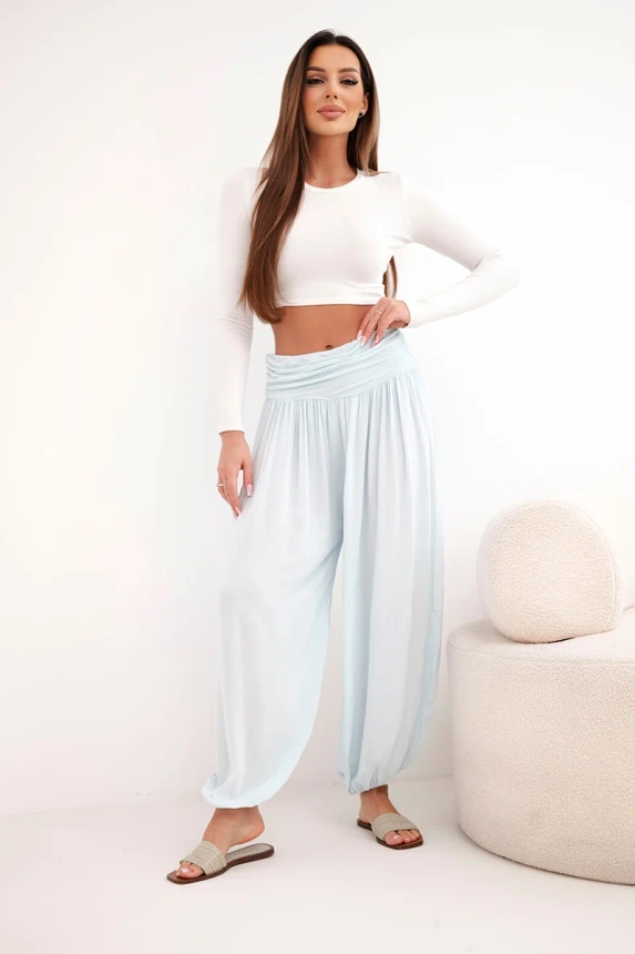 38193_1 Moteriškos viskozės kelnės su plačiomis kojomis ir raukiniais - Image 2