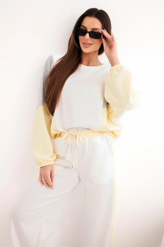 38199_3 Moteriškas su laisva palaidine ir plačiomis kelnėmis