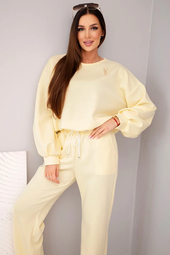 38254_4 Moteriškas su sviestu, džemperis su segtuku ir kelnės su tiesia kojena