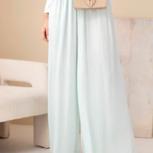 Moteriškos pločios viskozės kelnės su gumyte juosmenyje