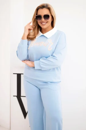 Moteriška su plačiomis kelnėmis ir apykakle Plus Size