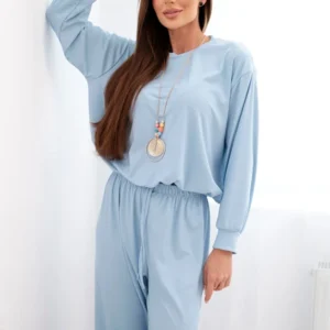 Moteriškas , visiškai iš viskozės, su pakabuku, ir plačios kelnės