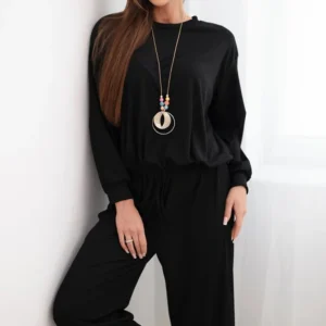 Moteriškas , vizkozė, palaidinė su pakabuku ir plačios kelnės