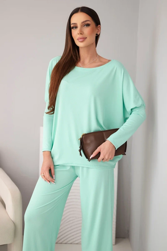 38513_3 Moteriškas iš viskozės su laisvu marškinėliu ir kelnėmis