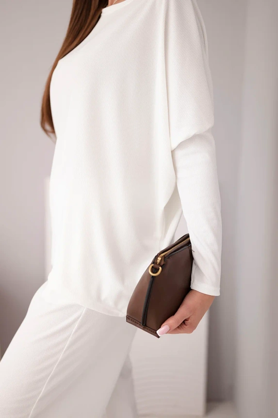 38514_4 Moteriškas iš viskozės su laisvu bliuzonu ir kelnėmis ecru - Image 4