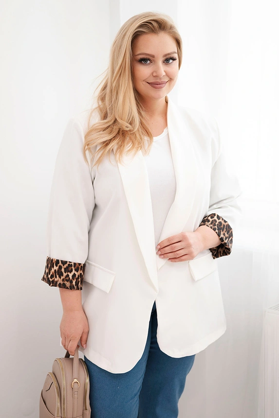 38519_1 Moteriška striukė Plus Size su pamušalu panterų raštu ecru