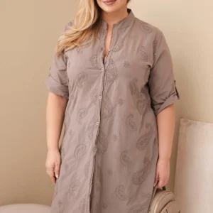 Moteriška suknelė Plus Size su siuvinėjimu ir suktuku fango