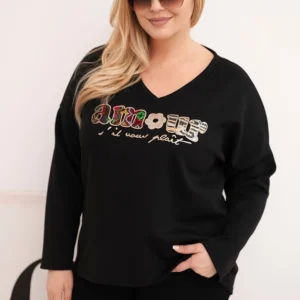 Moteriška Plus Size palaidinė su užrašu ir V formos iškirpte