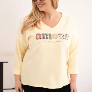 Moteriška Plus Size palaidinė su užrašu ir V formos iškirpte