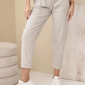 Moteriški štrikų kelnių su diržu tamsiai béžinės