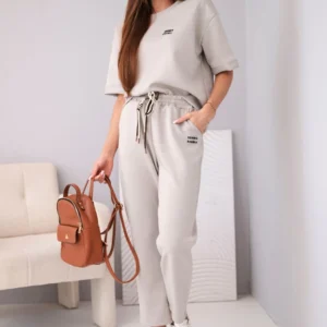 Moteriškas iš viskozės, sviestas, trumpomis rankovėmis ir kelnėmis su suveržtais šonais tamsiai