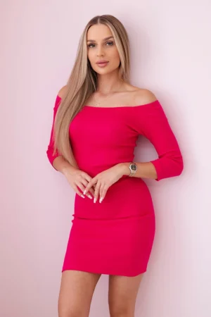 Suknelė prigludusi, dryžuota