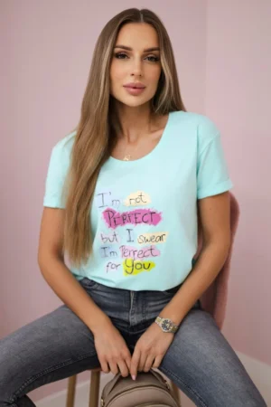 Palaidinė trumpomis rankovėmis su užrašu