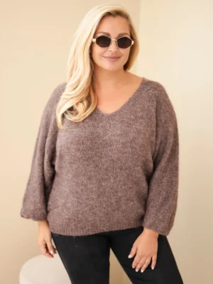Plus Size megztinis V formos iškirpte